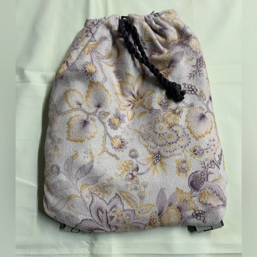 VICTORIA SECRET BACKPACK TOWEL
